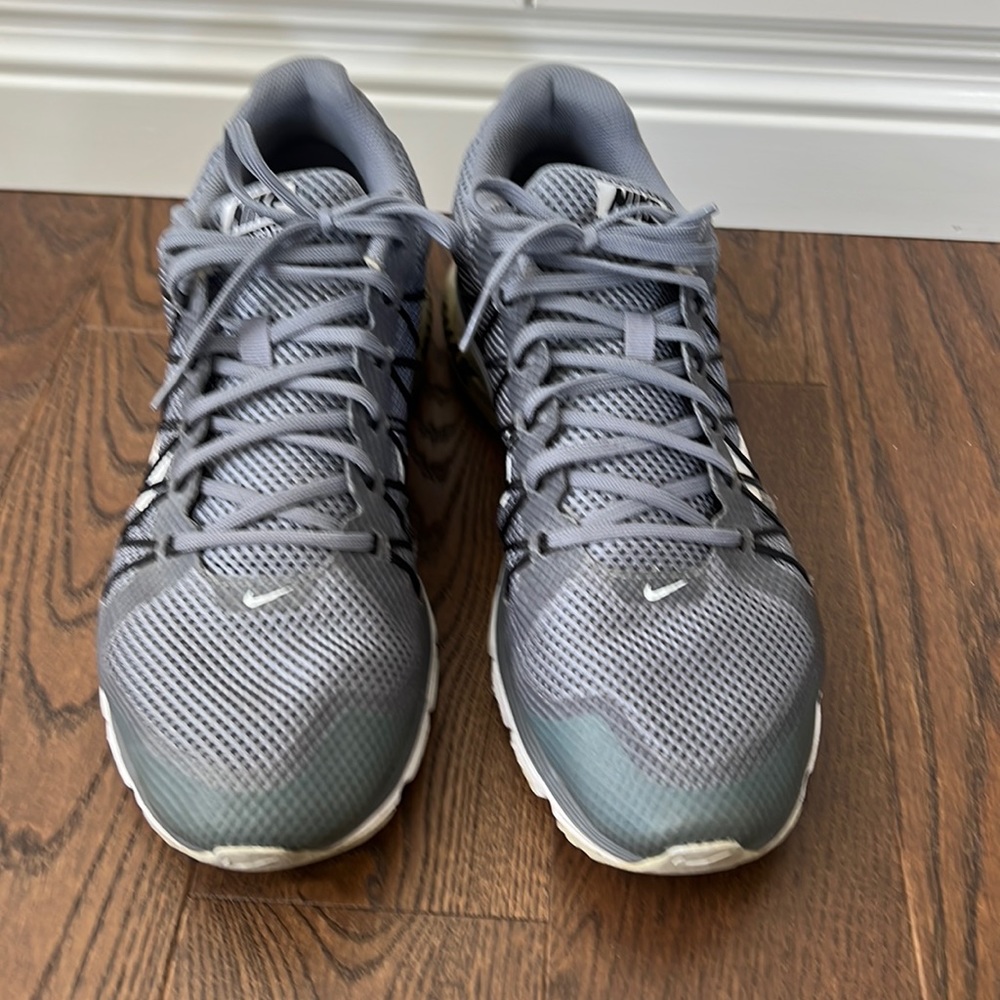 NIKE AIR MAX Excellerate3